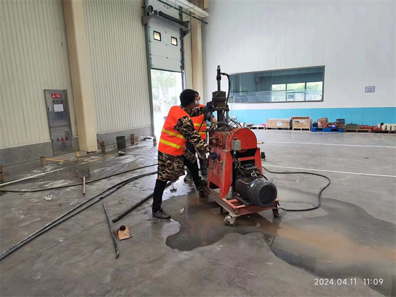 甘德厂房地面下沉塌陷注浆加固施工